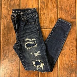 American Eagle | Dark Wash Distressed Jegging | 6R